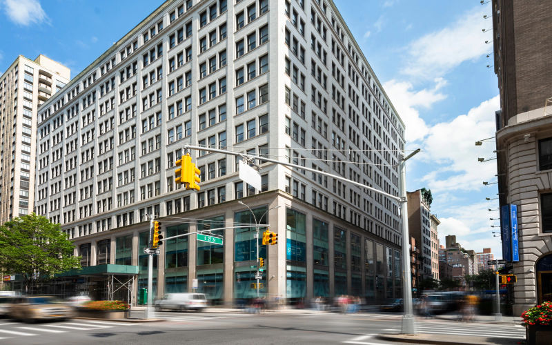 387 Park Avenue South, New York Image 10