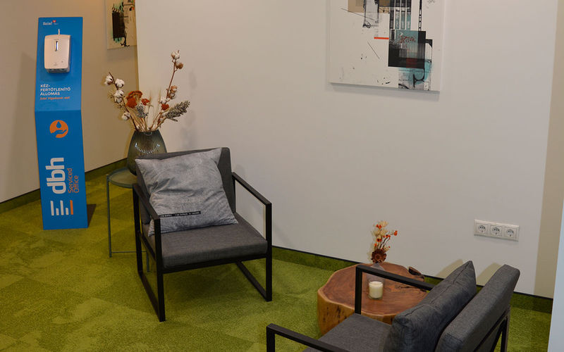 48-66 Lajos Utca, Budapest Image 7