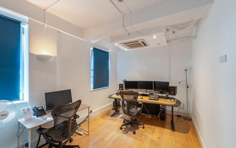 36-37 Dean Street, London Image 1