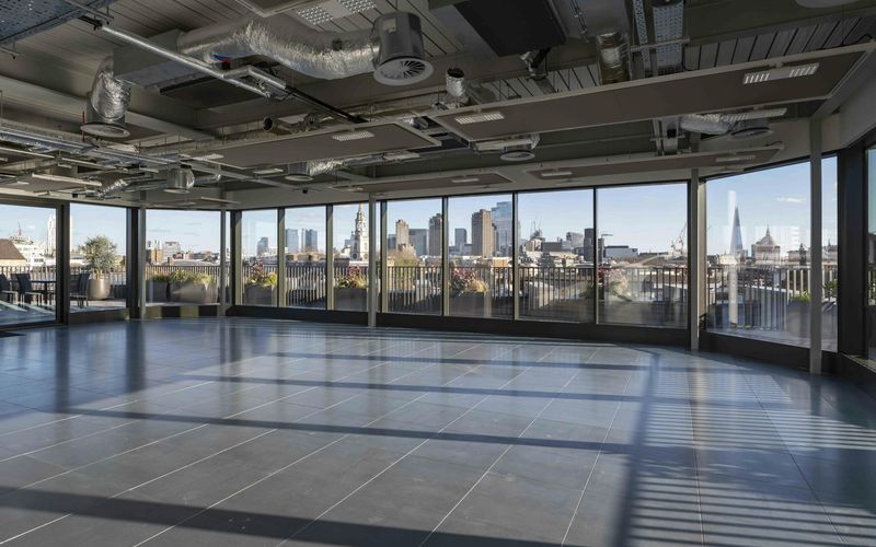 25 Bowling Green Lane, Clerkenwell Image 1