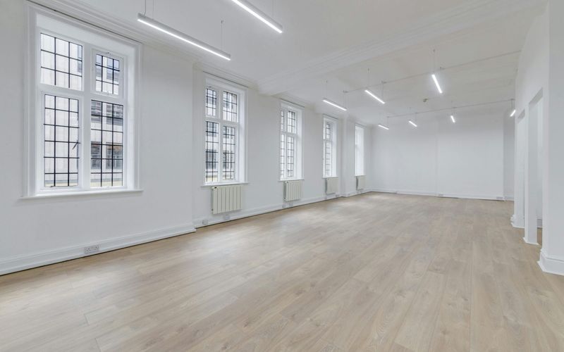 21-22 Castle Street, Fitzrovia Image 3