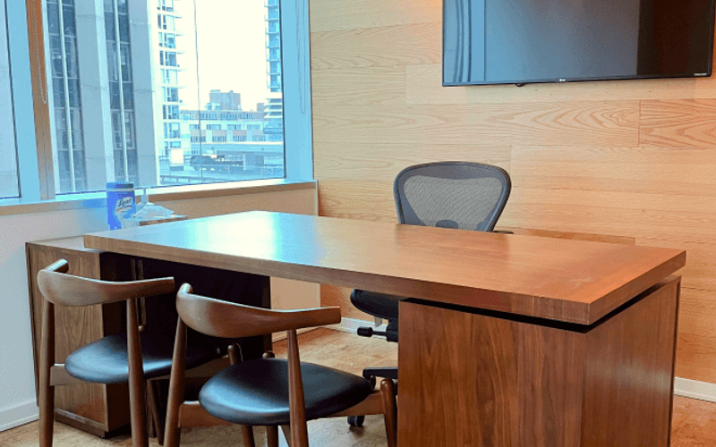 1900 City Park Drive, Gloucester Image 1