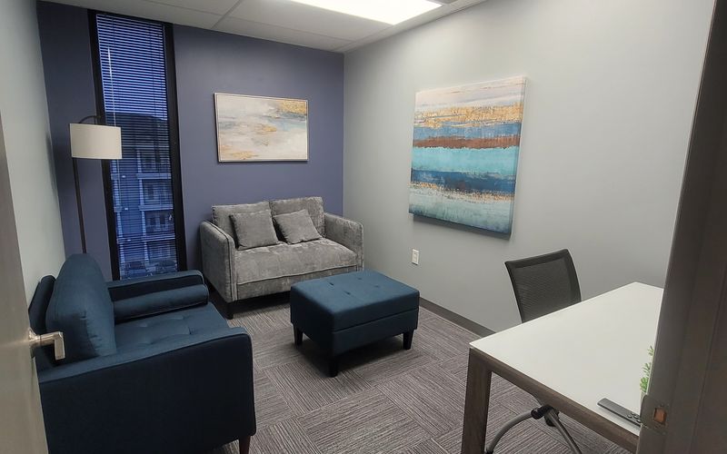 1300 Diamond Springs Road, Virginia Beach Image 3