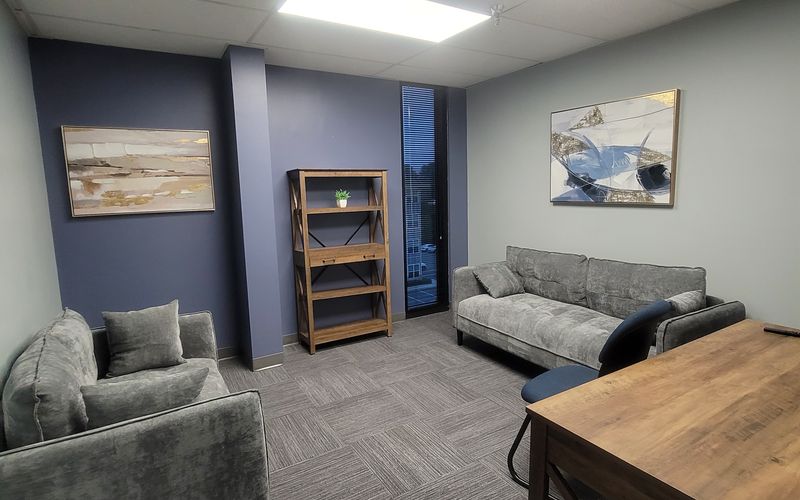 1300 Diamond Springs Road, Virginia Beach Image 2