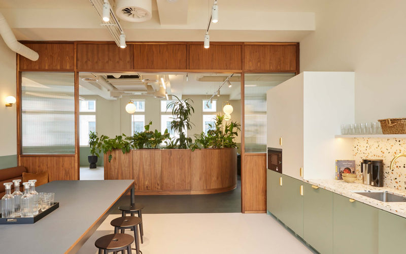 12 Little Portland Street, London Image 4