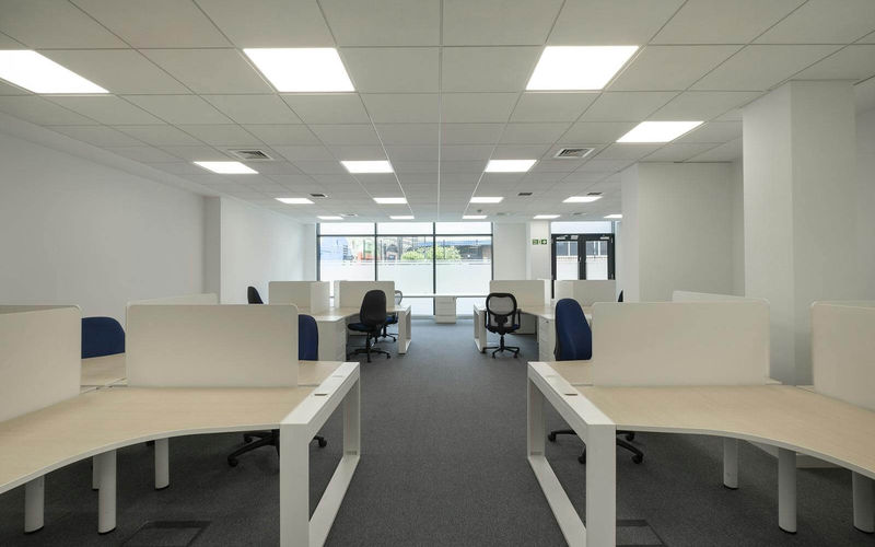 6 Tinworth Street, Bankside Image 2