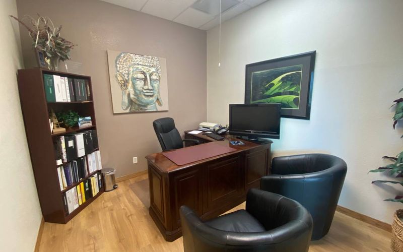 800 North Rainbow Boulevard, Las Vegas Image 1