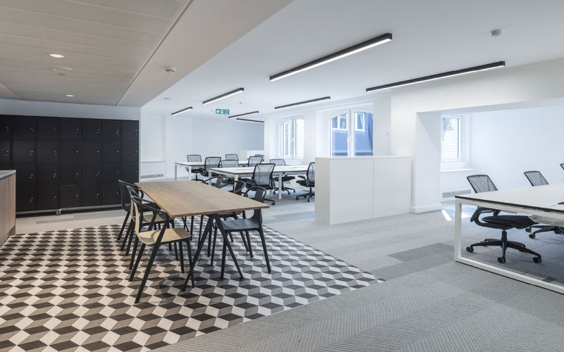 8 Lloyds Avenue, London Image 3