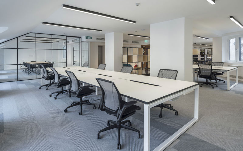 8 Lloyds Avenue, London Image 1