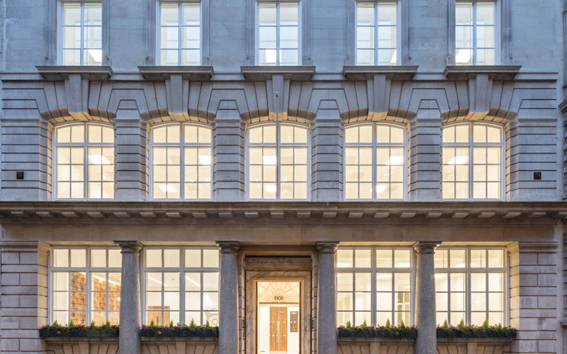 8 Lloyds Avenue, London Image 5