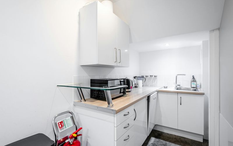 2a Prebend Street, London Image 7