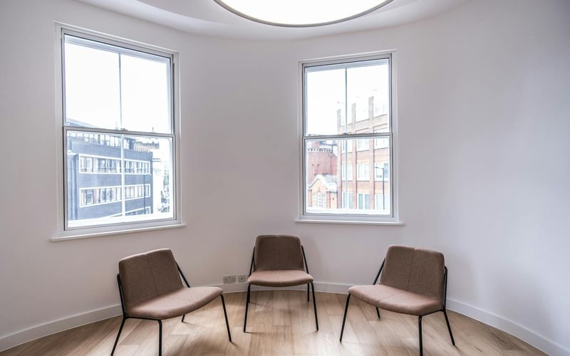 251 Pentonville Road, Kings Cross Image 1