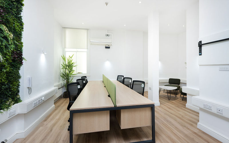 10 Ironmonger Lane, London Image 1