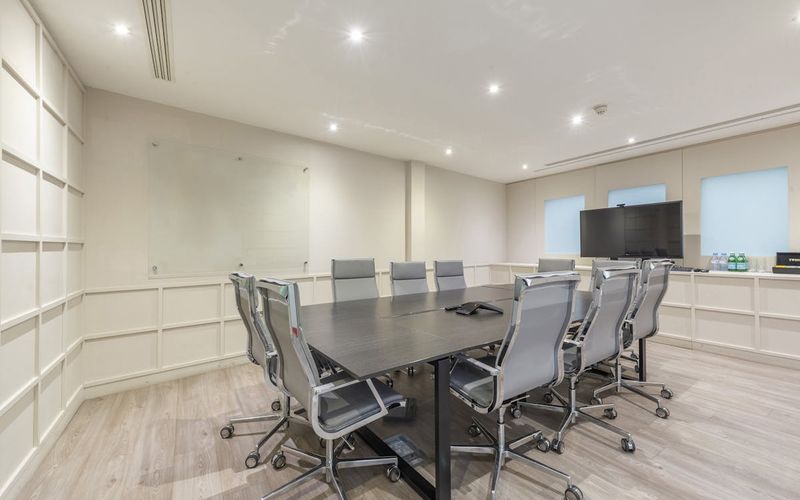 10 Brook Street, London Image 2