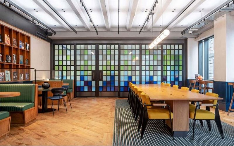 30 Golden Square, West End Image 5