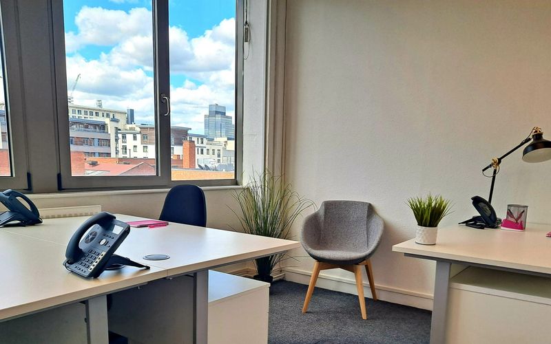 22 Addiscombe Road, Croydon Image 1