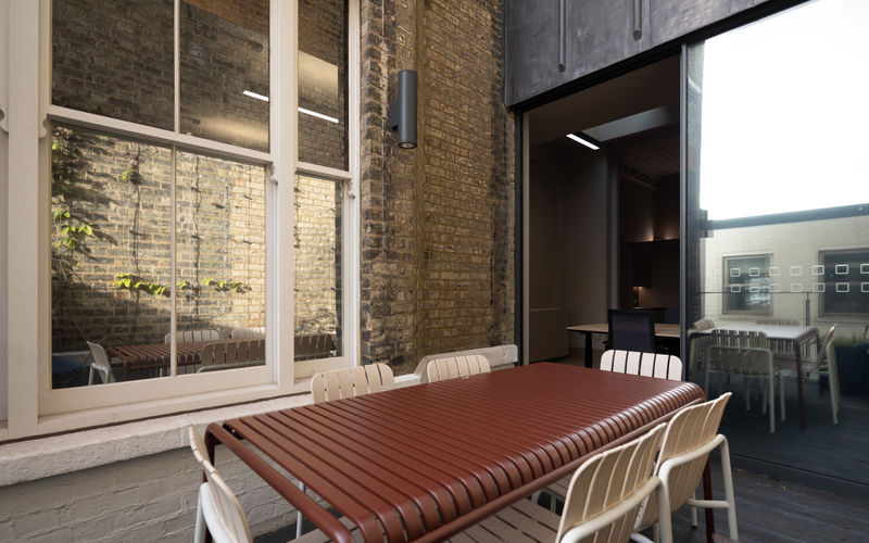 22 Grosvenor Gardens, London Image 2