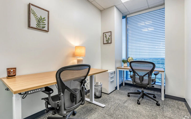 1901 Ulmerton Rd, Clearwater Image 2