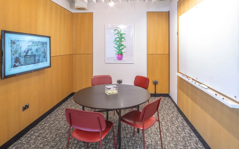 131 Finsbury Pavement, London Image 2