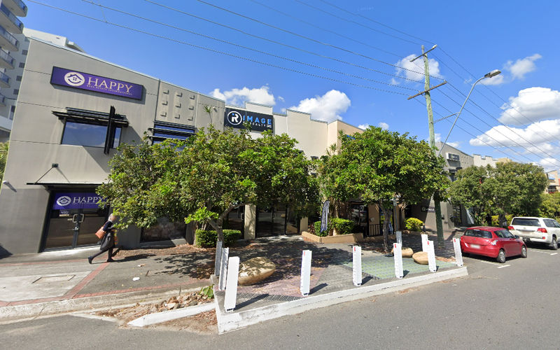 1-7 Murrajong Road, Springwood, 3 DESKS 1-7 Murrajong Road, Springwood Image 1