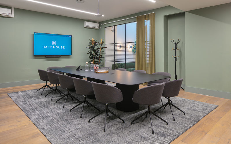 42 Portland Pl, London Image 3