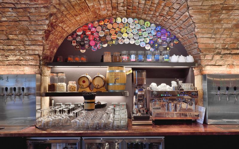 84 Commercial St, Leith Image 8