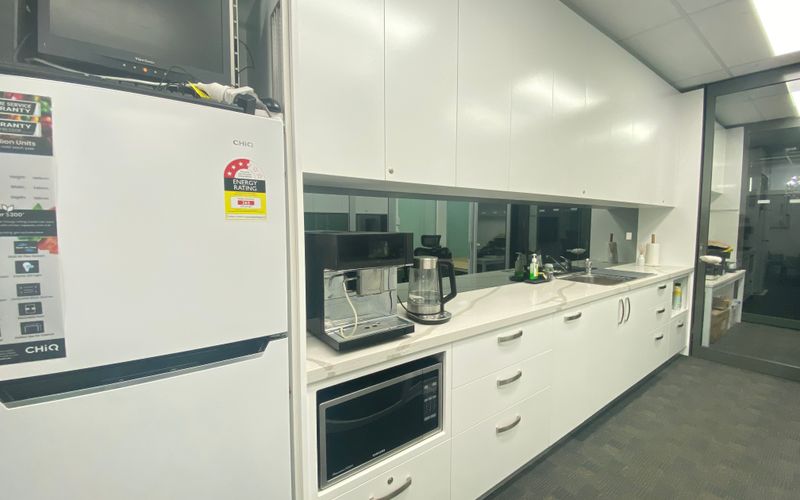 20 Lexington Drive, Bella Vista Image 7