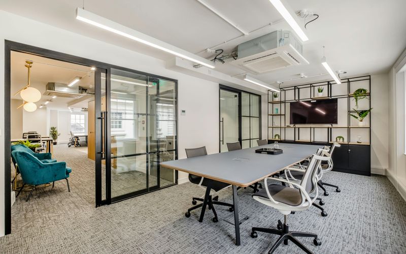 48 Gresham Street, City Of London Image 2