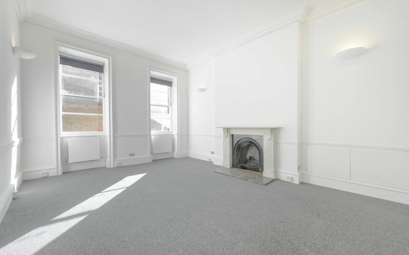 8 Percy Street, Fitzrovia Image 3