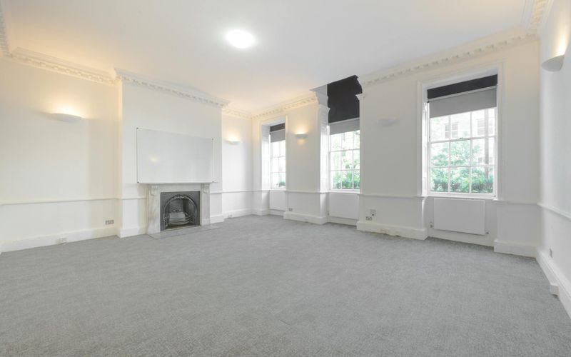 8 Percy Street, Fitzrovia Image 5