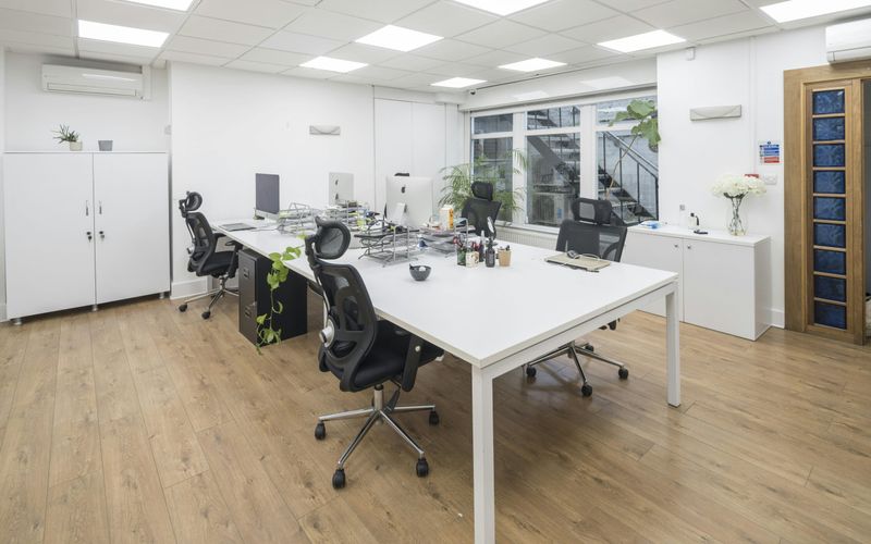 33 Percy Street, Fitzrovia Image 2