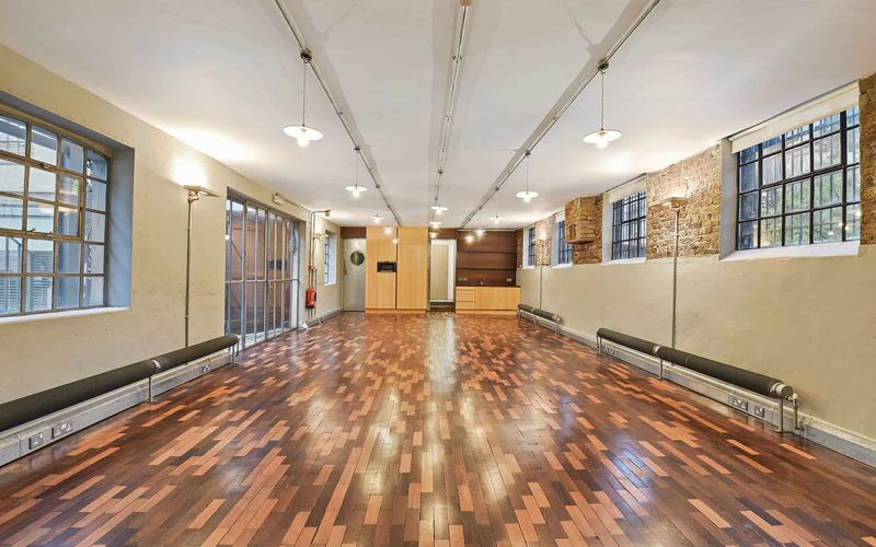 11-29 Fashion Street, Shoreditch Image 3