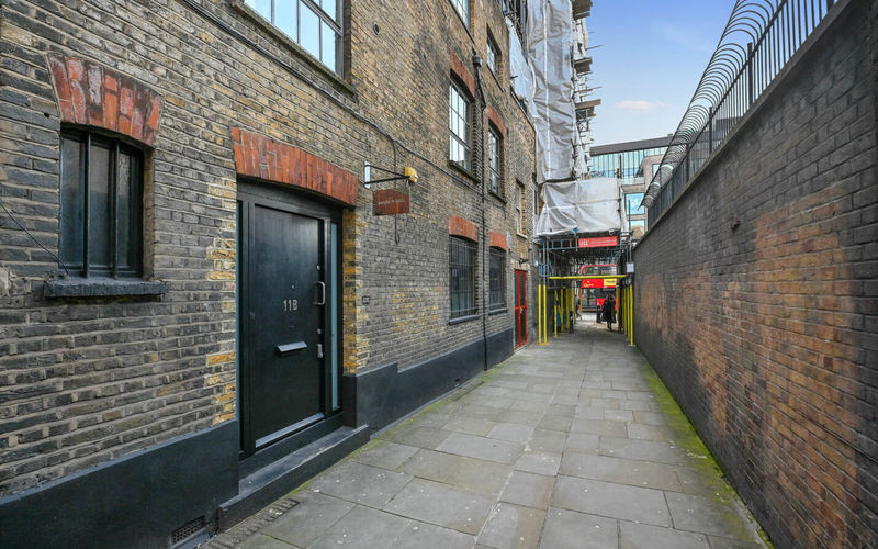 Boundary Passage, Shoreditch Image 8