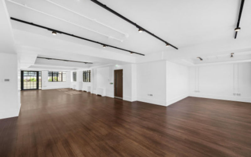 36-38 Piccadilly Circus, St James's Image 2