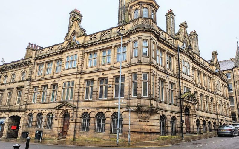 2 St Peters Street, Huddersfield Image 11