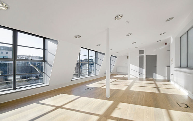 10/11 Archer Street, Soho Image 1