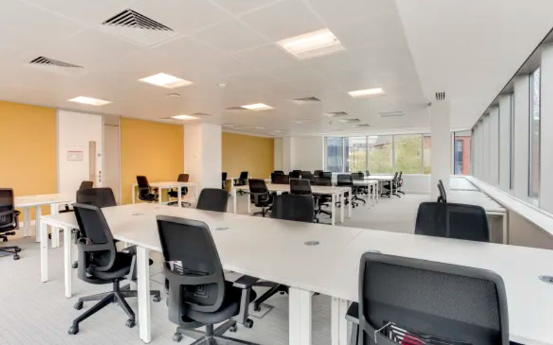 2536 Countryside Boulevard, Clearwater Image 2