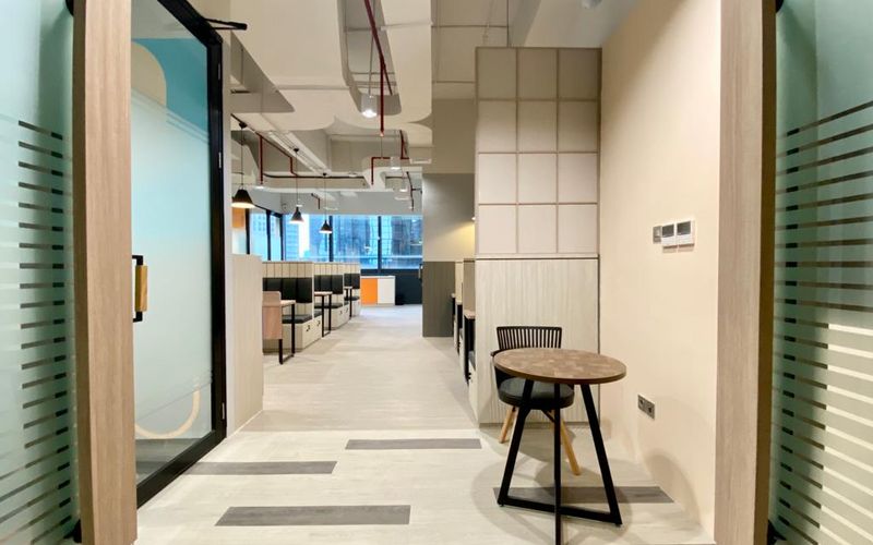 Kawasan District 8 Scbd Gedung Treasury Tower Lantai 5 Unit J Lot 28, Kota Jakarta Selatan Image 4