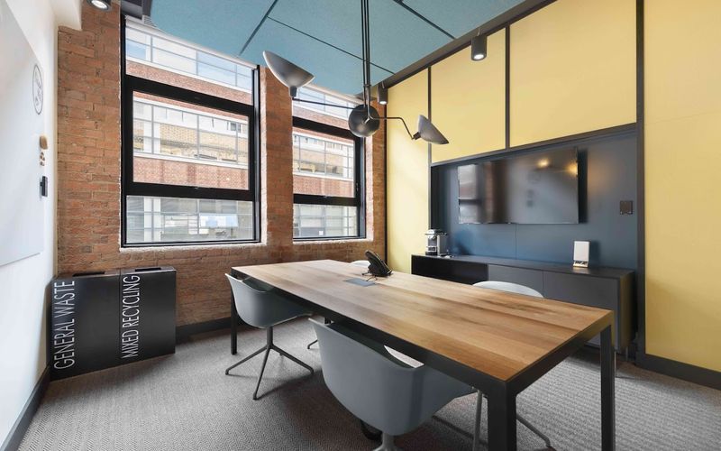 25-37 Easton Street, Islington Image 2