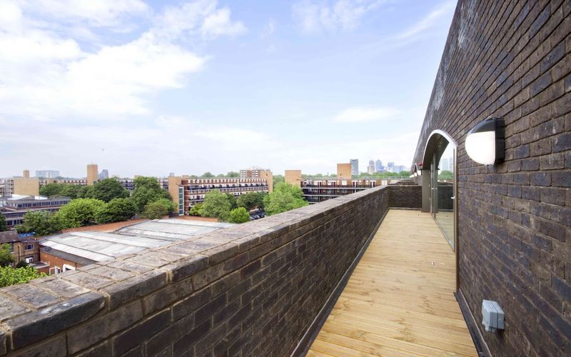 100 Drummond Road, Bermondsey Image 5