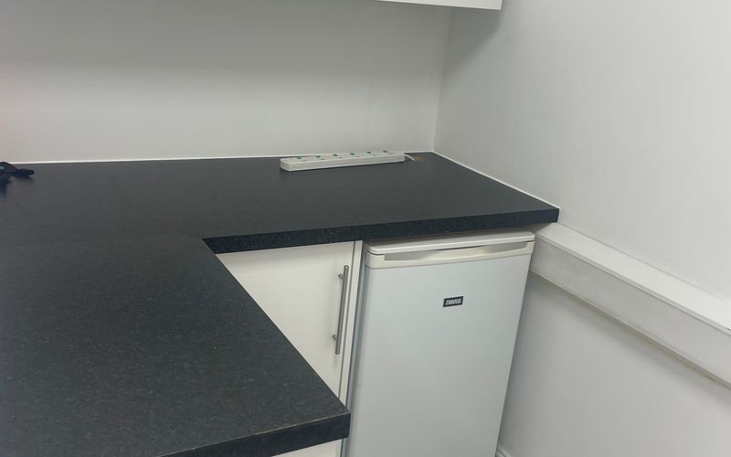 Theobald Street, Hertfordshire Image 5