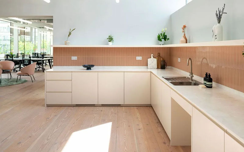 20 Garrett St, London Image 8