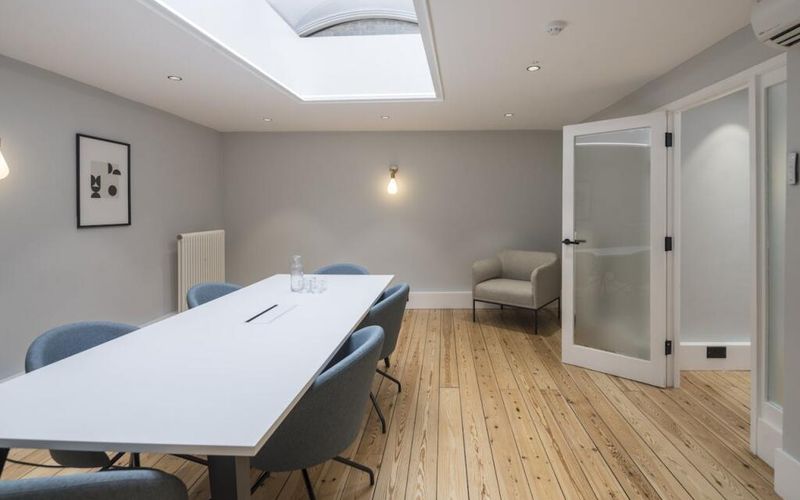 12 Foubert's Place, Soho Image 4