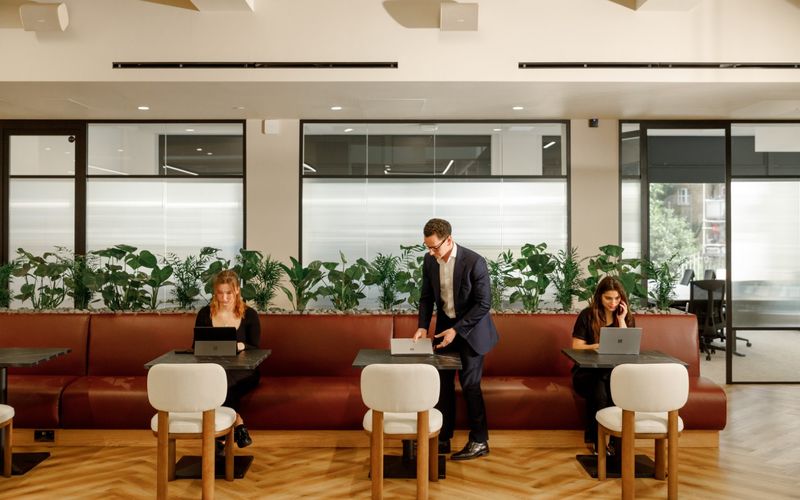 24 Eversholt Street, Euston Image 10