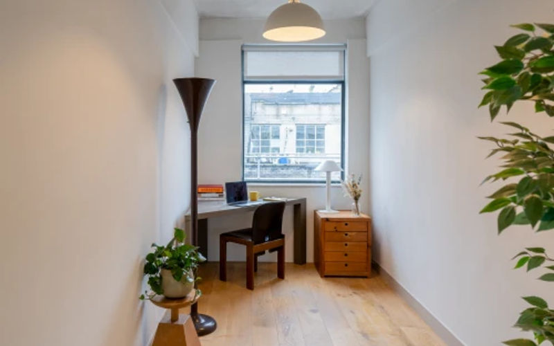 2 Bocking Street, London Image 1