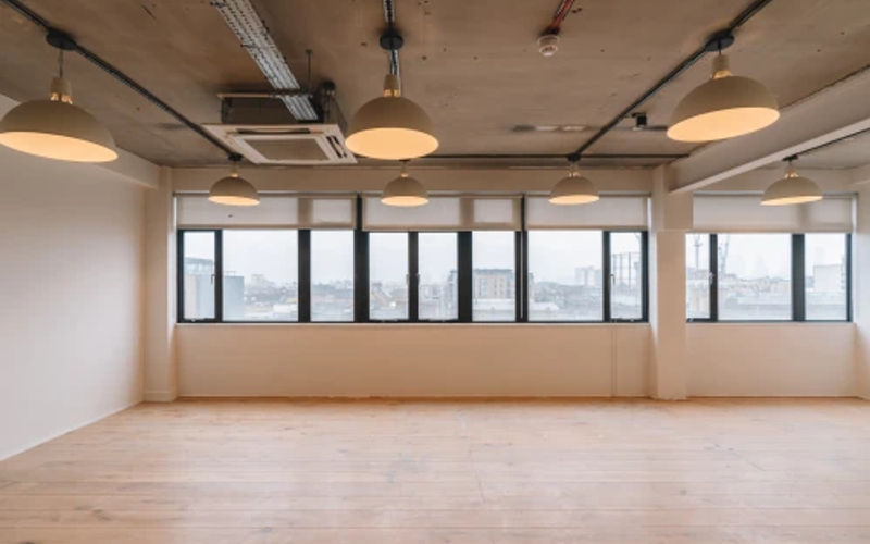 2 Bocking Street, London Image 3