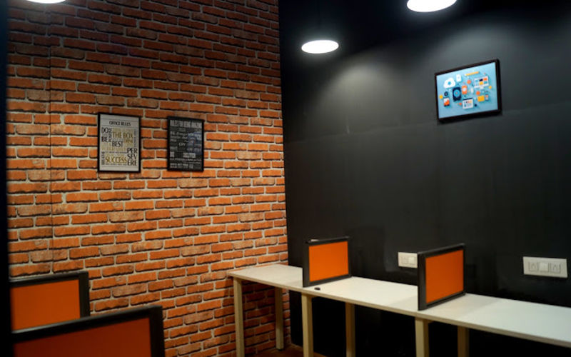 213 Princes' Business Skyline Ab Rd, Indore Image 2