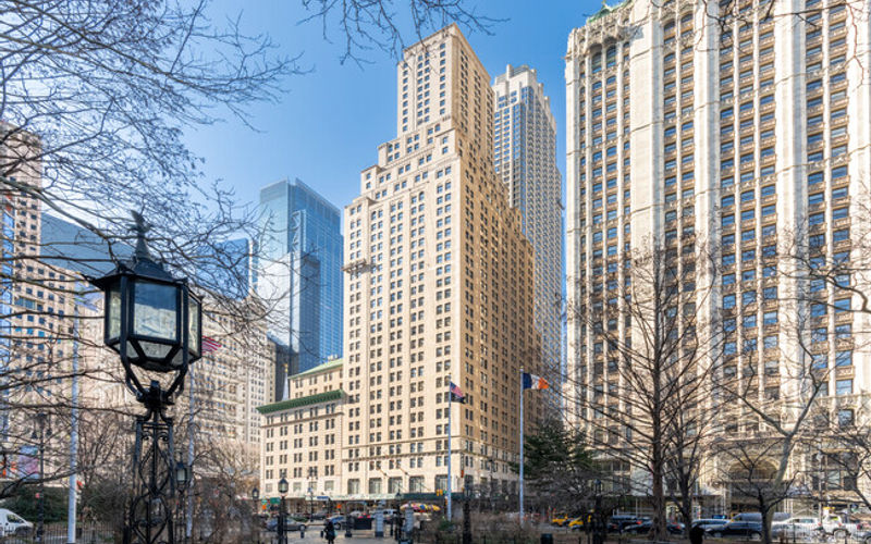 733 3rd Avenue, New York, 12 DESKS 733 3rd Avenue, New York Image 1