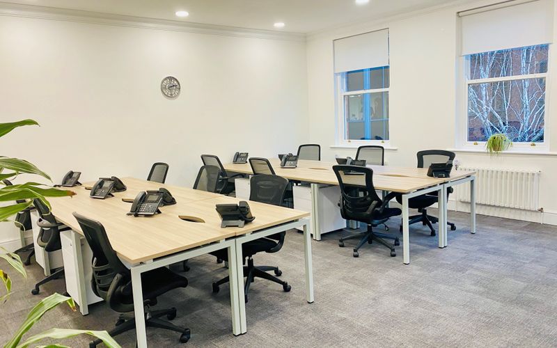 9 Park Square East, West Yorkshire Image 2