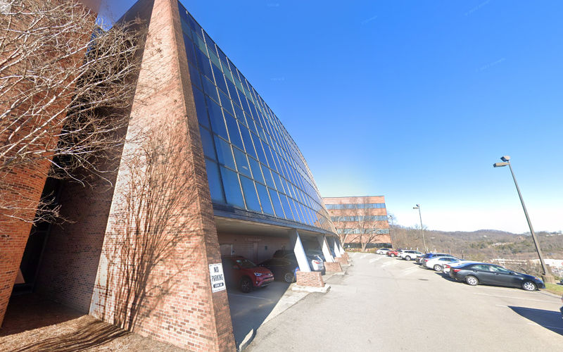 201 Summit View Drive, Brentwood Image 11